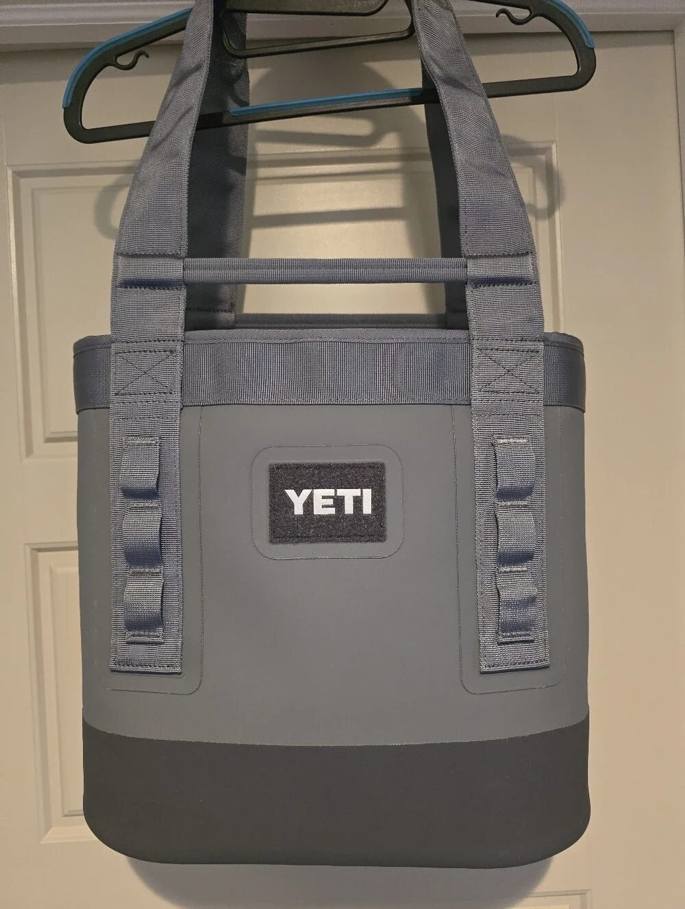 Yeti Two-Tone Gray Soft Cooler Tote Camino 20 - Picture 1 of 6